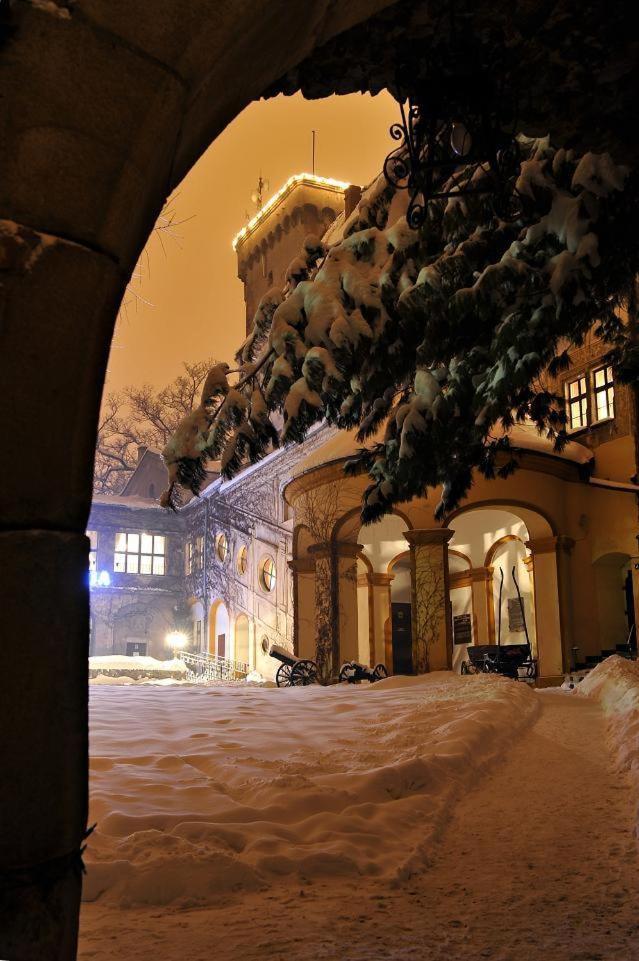 Zamek Otmuchow Exterior photo